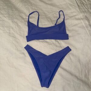 Frankie’s Bikinis Gavin Top and Enzo Bottoms set - size xs and s